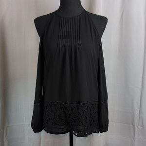 MICHAEL Michael Kors Elegant Black Blouse with Lace Detail